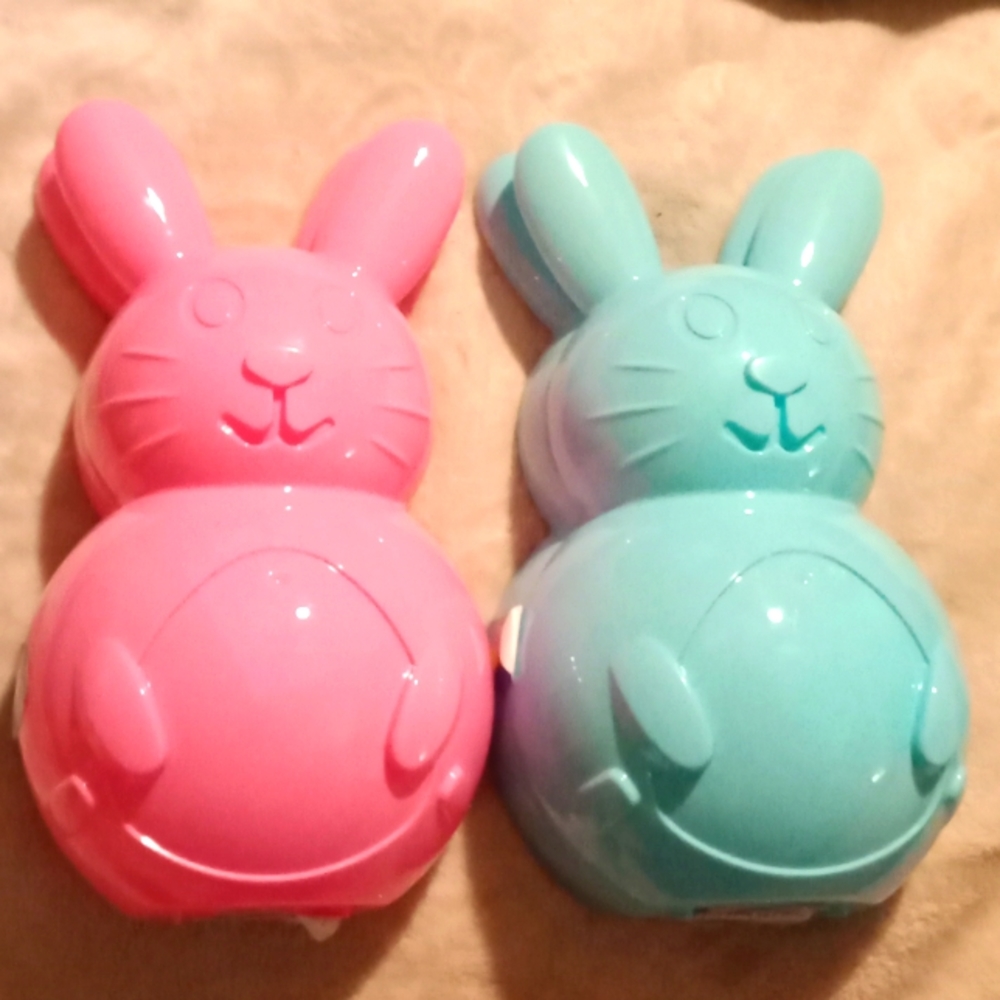 2 bunny containers
